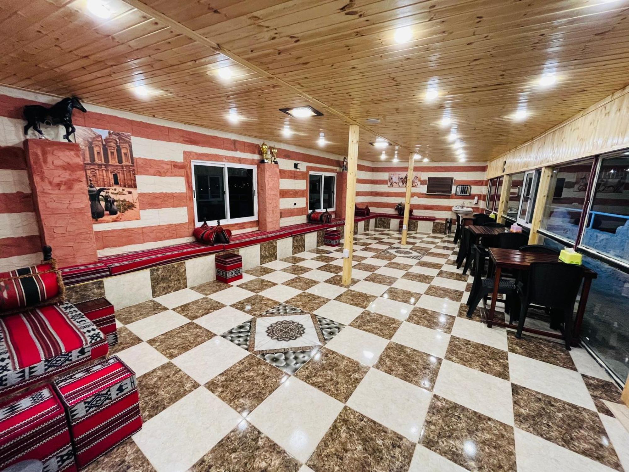 Petra Royal Ranch Panzió Vádi Músza Kültér fotó