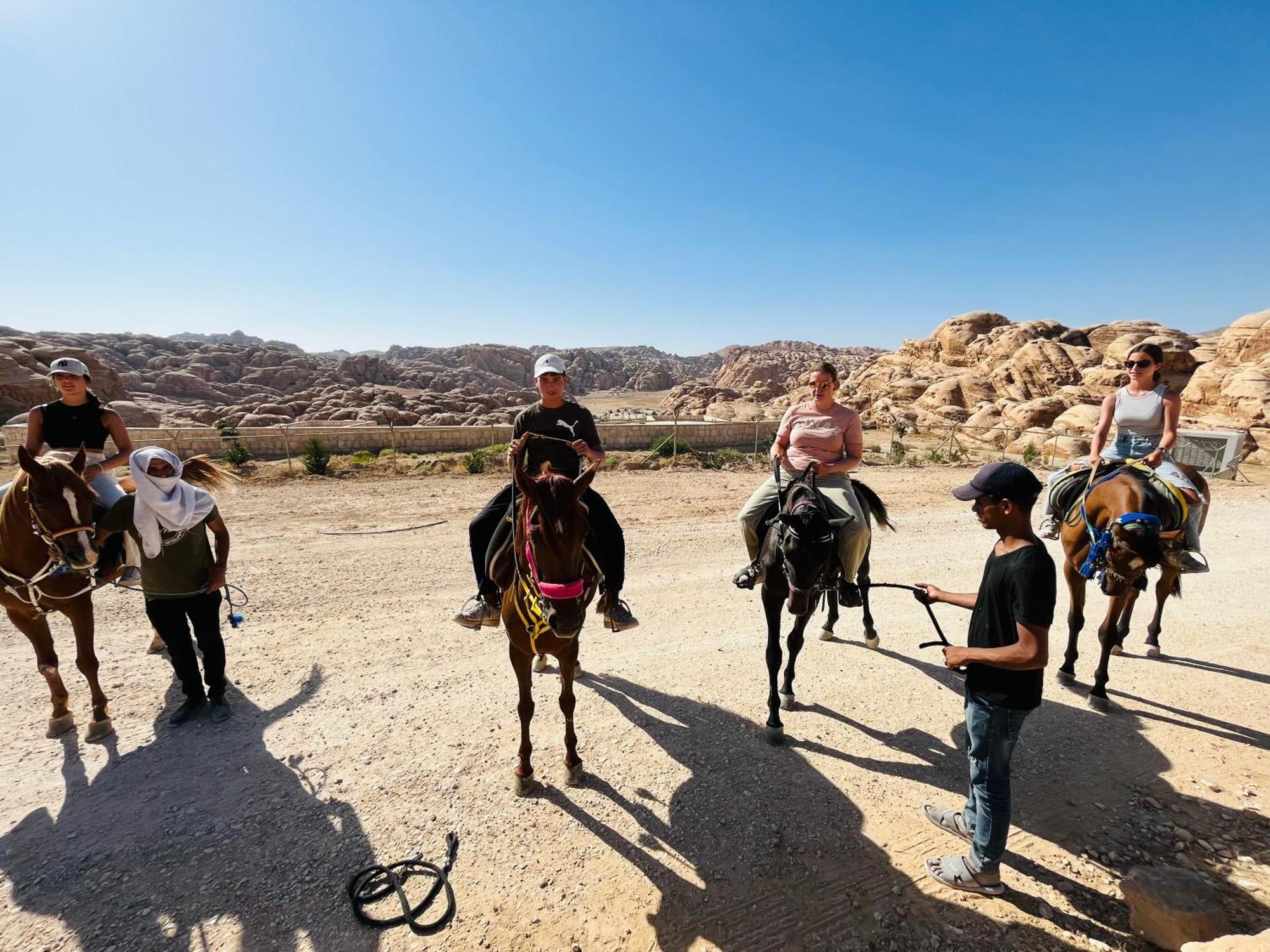 Petra Royal Ranch Panzió Vádi Músza Kültér fotó